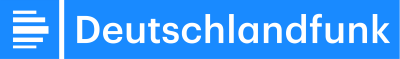 Logo mit weißen Balken und dem Schriftzug Deutschlandfunk auf blauem Grund