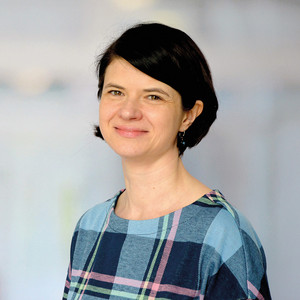 Porträt Elzbieta Kuzma, Projektleiterin Gesundheit fördern bei Jung und Alt, Zusammenarbeit mit der Kindertagesstätte, Albertinen Haus, Hamburg-Schnelsen